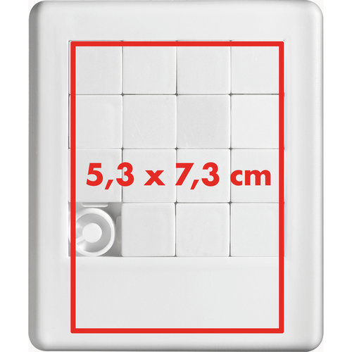Puzzle coulissant blanc en plastique avec pices mobiles.