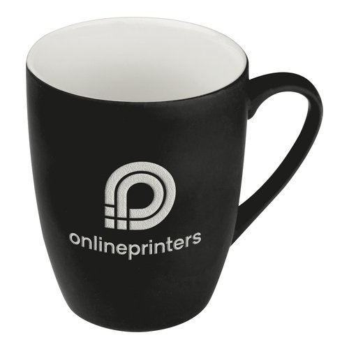 Tasse en cramique noire avec anse.