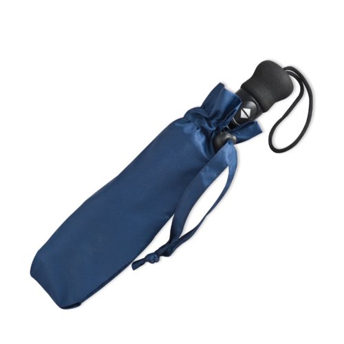 Parapluie pliant automatique bleu fonc avec housse assortie.