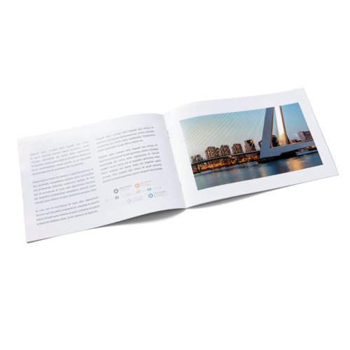 Brochures agrafées format paysage, A6 2