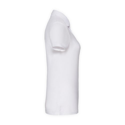 Polo blanc en tissu mlang pour femmes avec manches courtes.