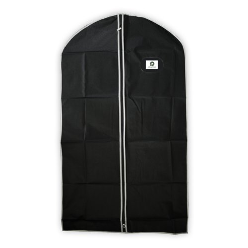 Housse  vtements noire avec fermeture clair.