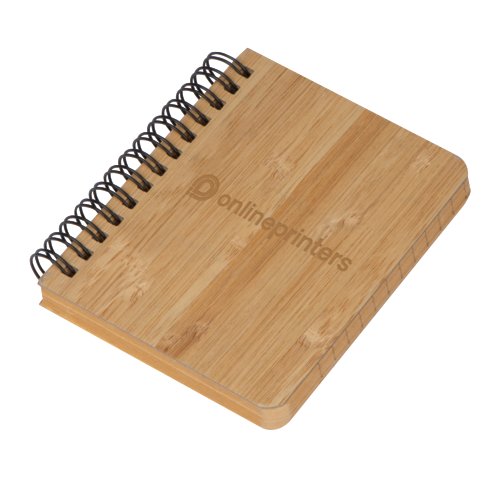 Carnet en bois clair avec reliure spirale.