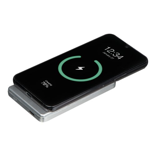 Batterie externe grise avec capacit de 5 000 mAh.