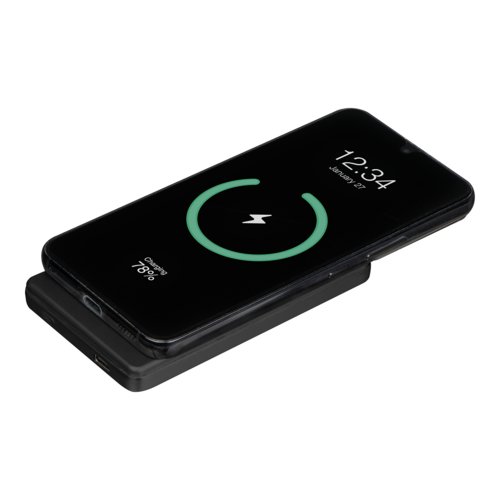 Batterie de secours noire avec capacit de charge de 5 000 mAh.