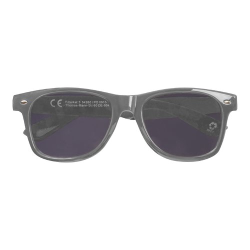 Lunettes de soleil gris argent en RPET au design classique.