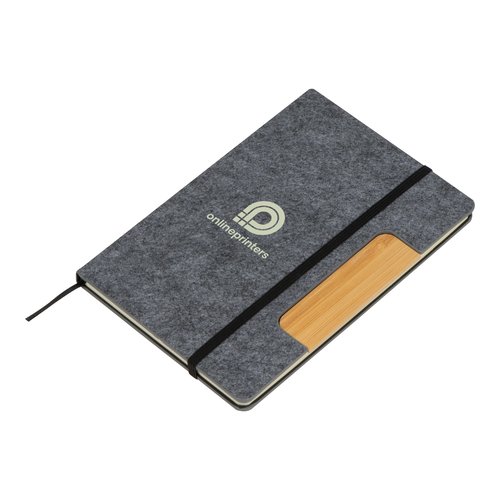 Carnet gris argent avec couverture en feutre, lastique et accent en bambou.