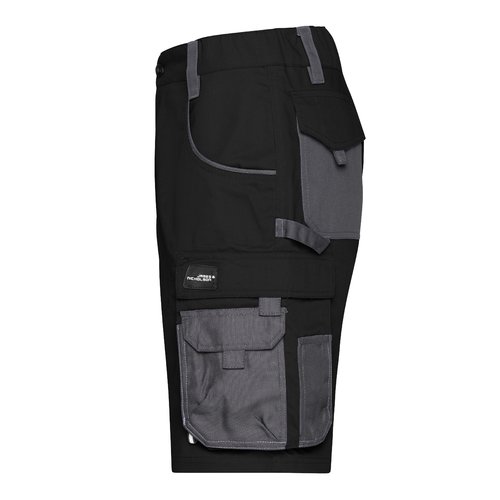Short de travail noir et gris en mlange polyester-coton avec plusieurs poches.