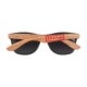 Lunettes de soleil couleur bois avec verres foncs.